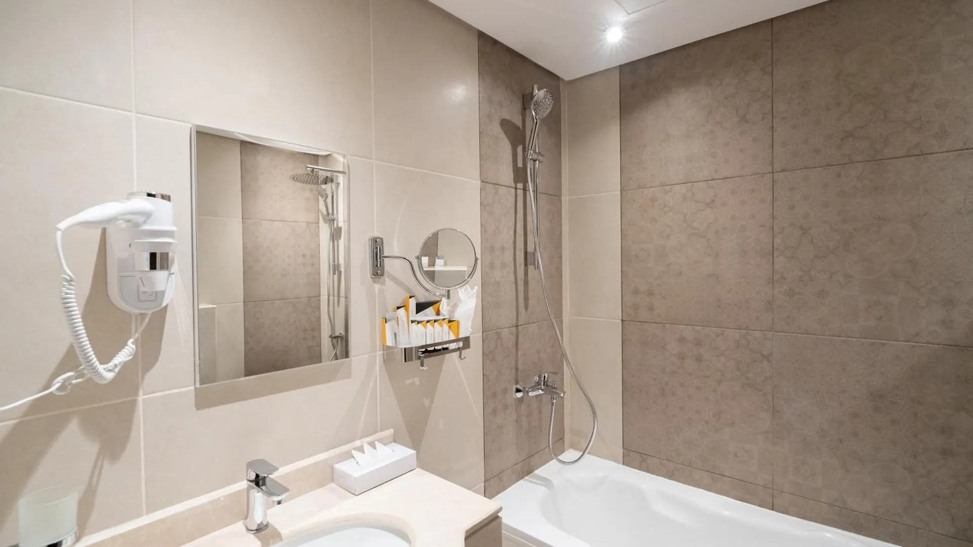 Sun & Moon Bacca Hotel مكة